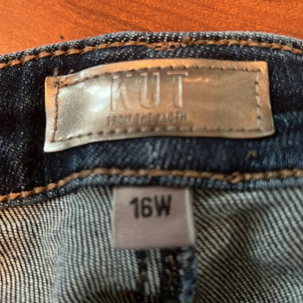 Kut from the Kloth Reese Jeans - Picture 2 of 4